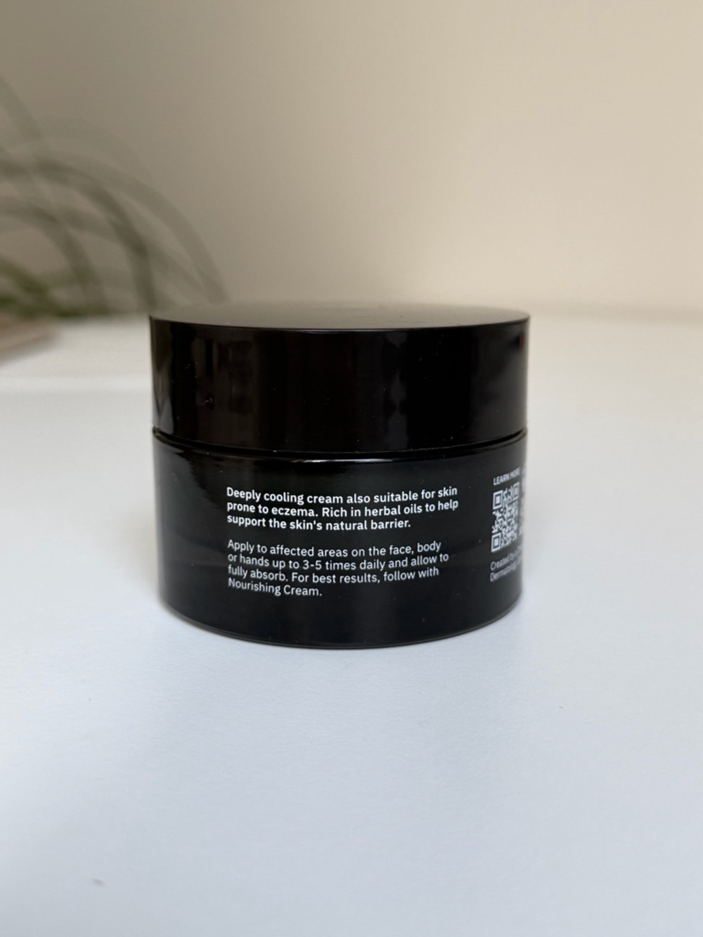DERMATOLOGY M Soothing Cream - Picture 2 of 4